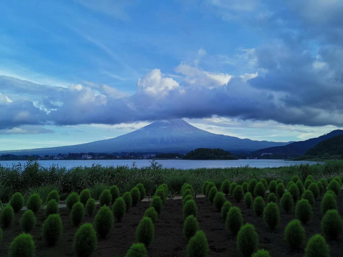 宝栄 Lakeside * Fujikawaguchiko